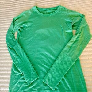 🍋 Lululemon Swifty Tech Long-Sleeve Active Top